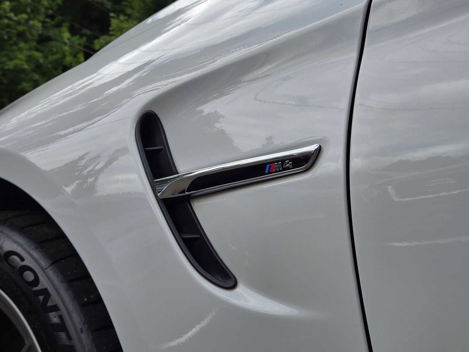 Used 2020 BMW M4 Convertible RWD image 15