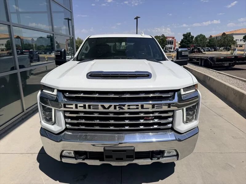 Used 2023 Chevrolet Silverado 3500 LTZ w/ Z71 Off-Road Package AWD/4WD image 4