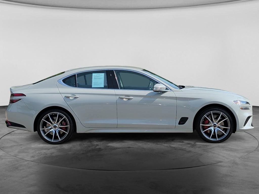 Used 2025 Genesis G70 2.5T AWD/4WD image 8