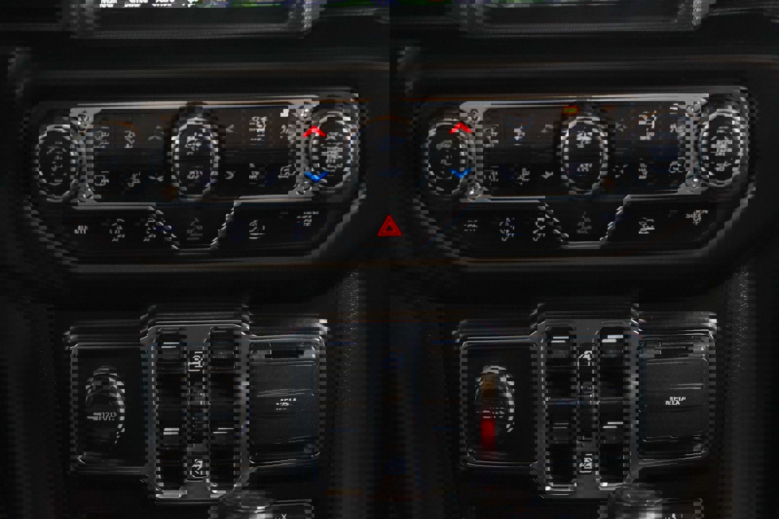 Used 2022 Jeep Wrangler Unlimited Sahara image 22