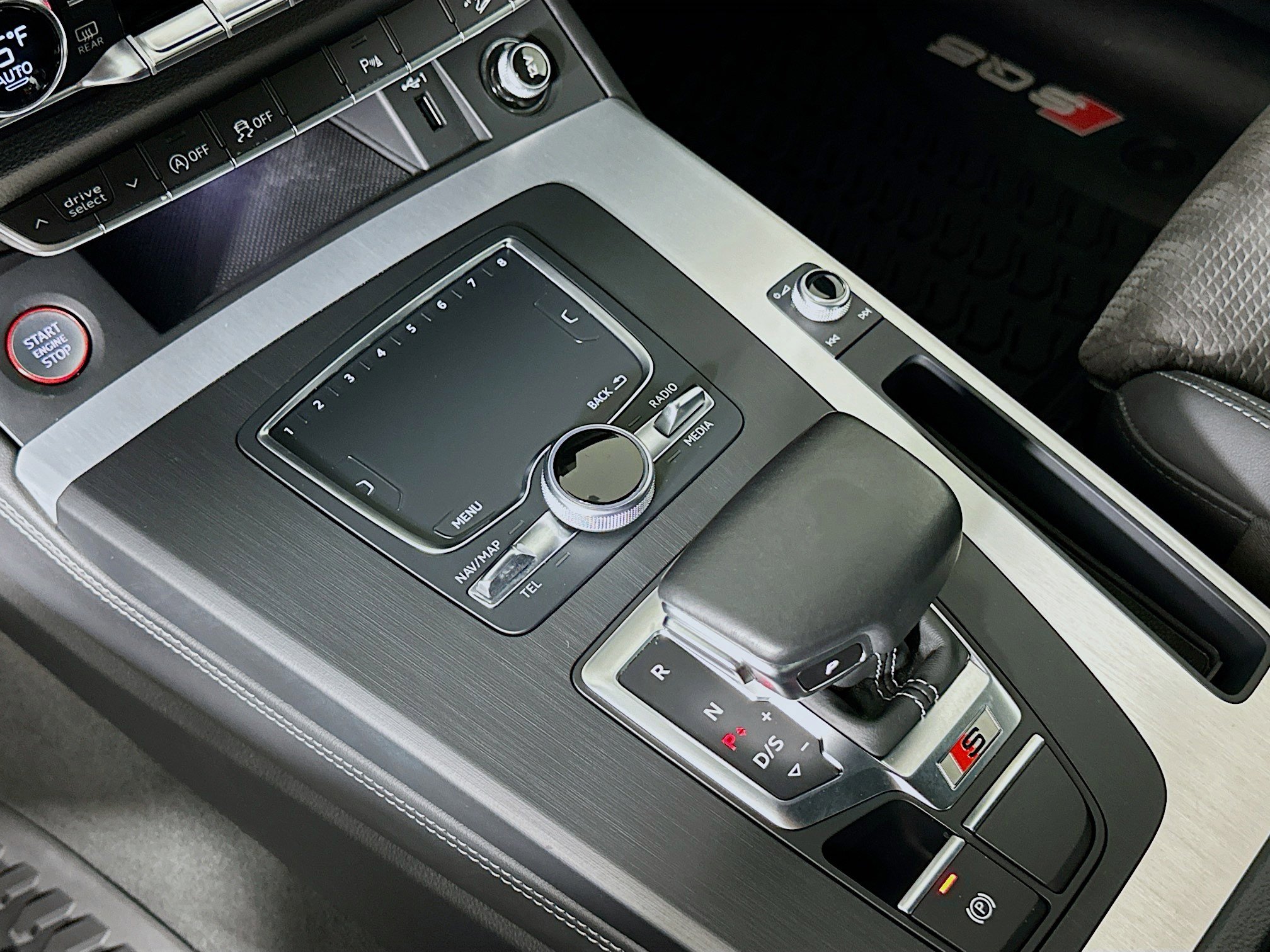 Used 2020 Audi SQ5 Premium Plus w/ Premium Plus Package image 25