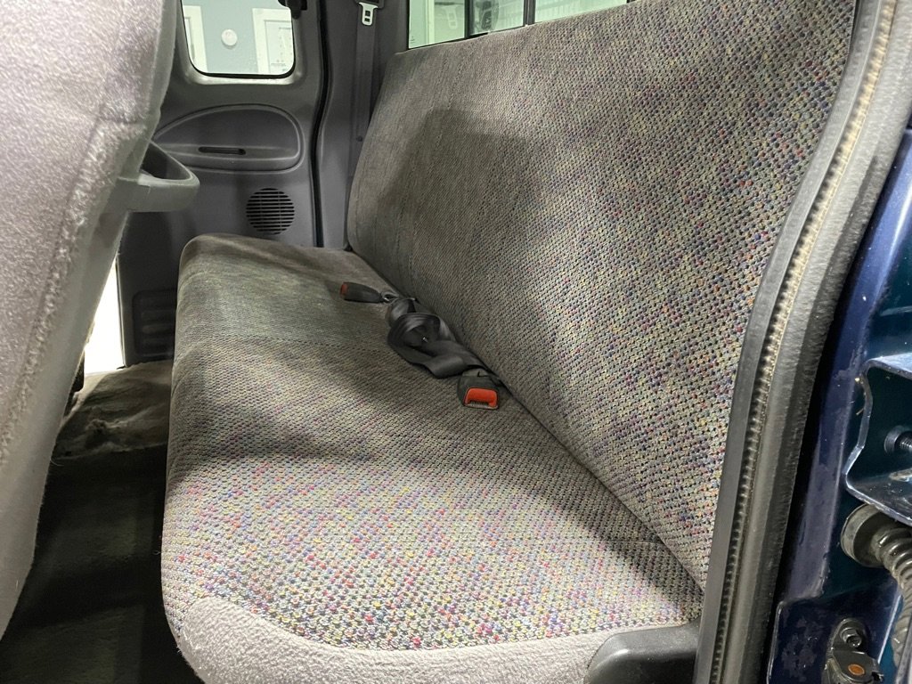 Used 2000 Dodge Ram 1500 Truck SLT image 12