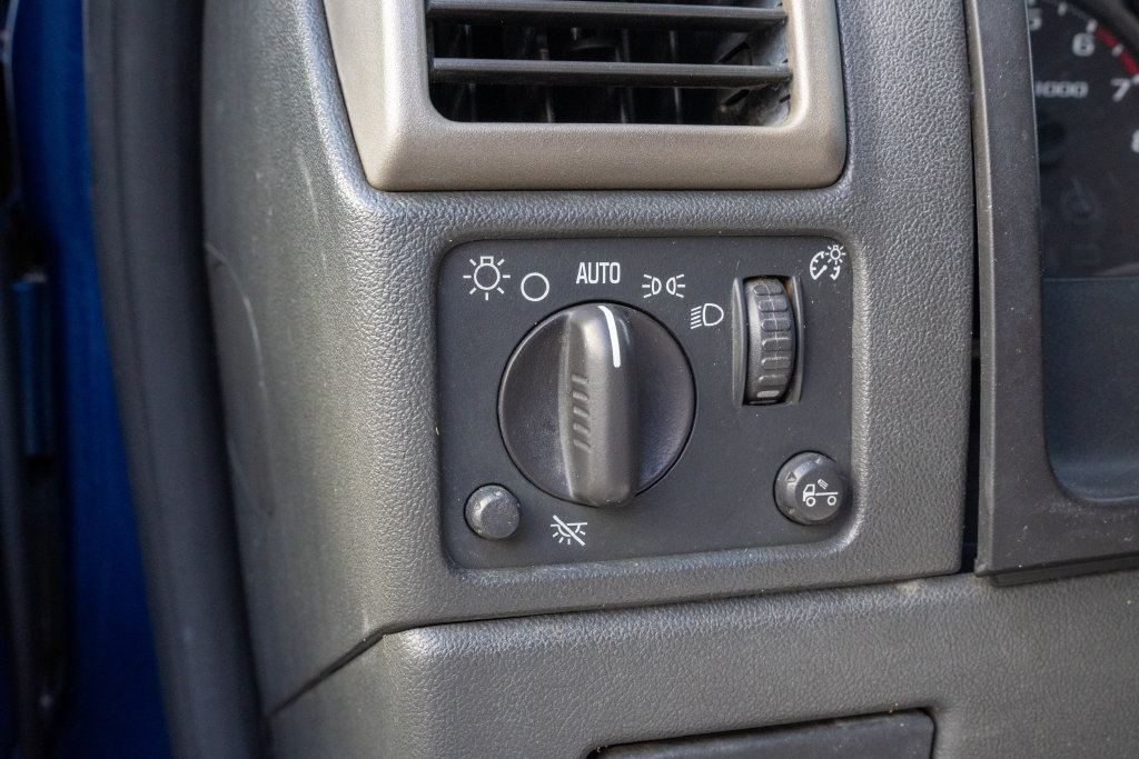 Used 2005 Chevrolet Colorado LS w/ Safe And Sound Package RWD image 21