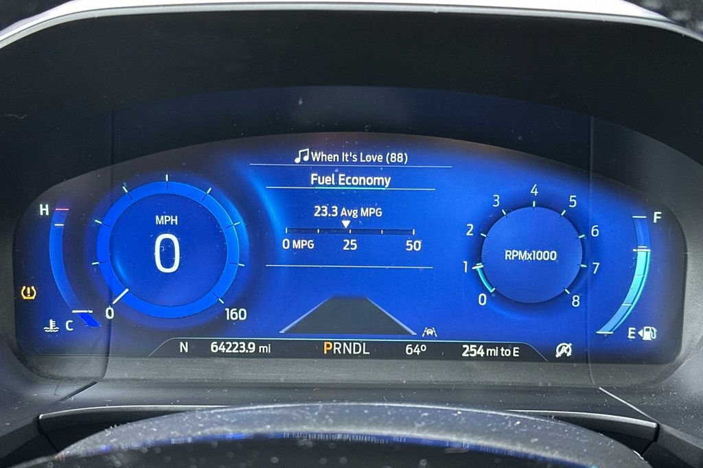 Used 2021 Ford Escape Titanium image 22