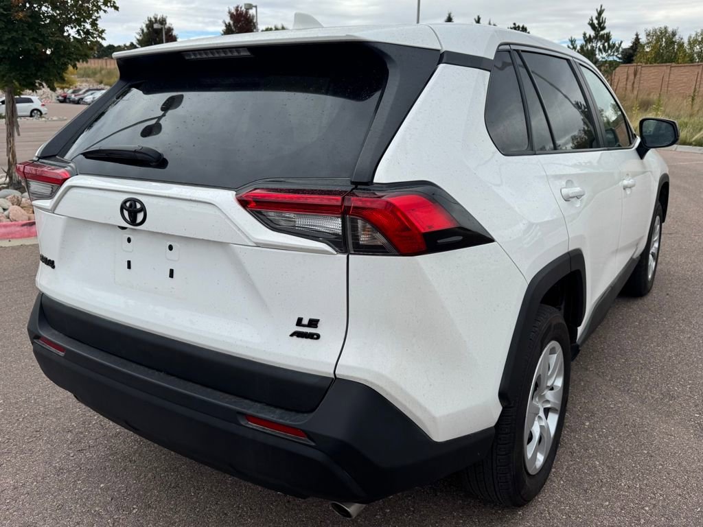 Used 2024 Toyota RAV4 LE image 6