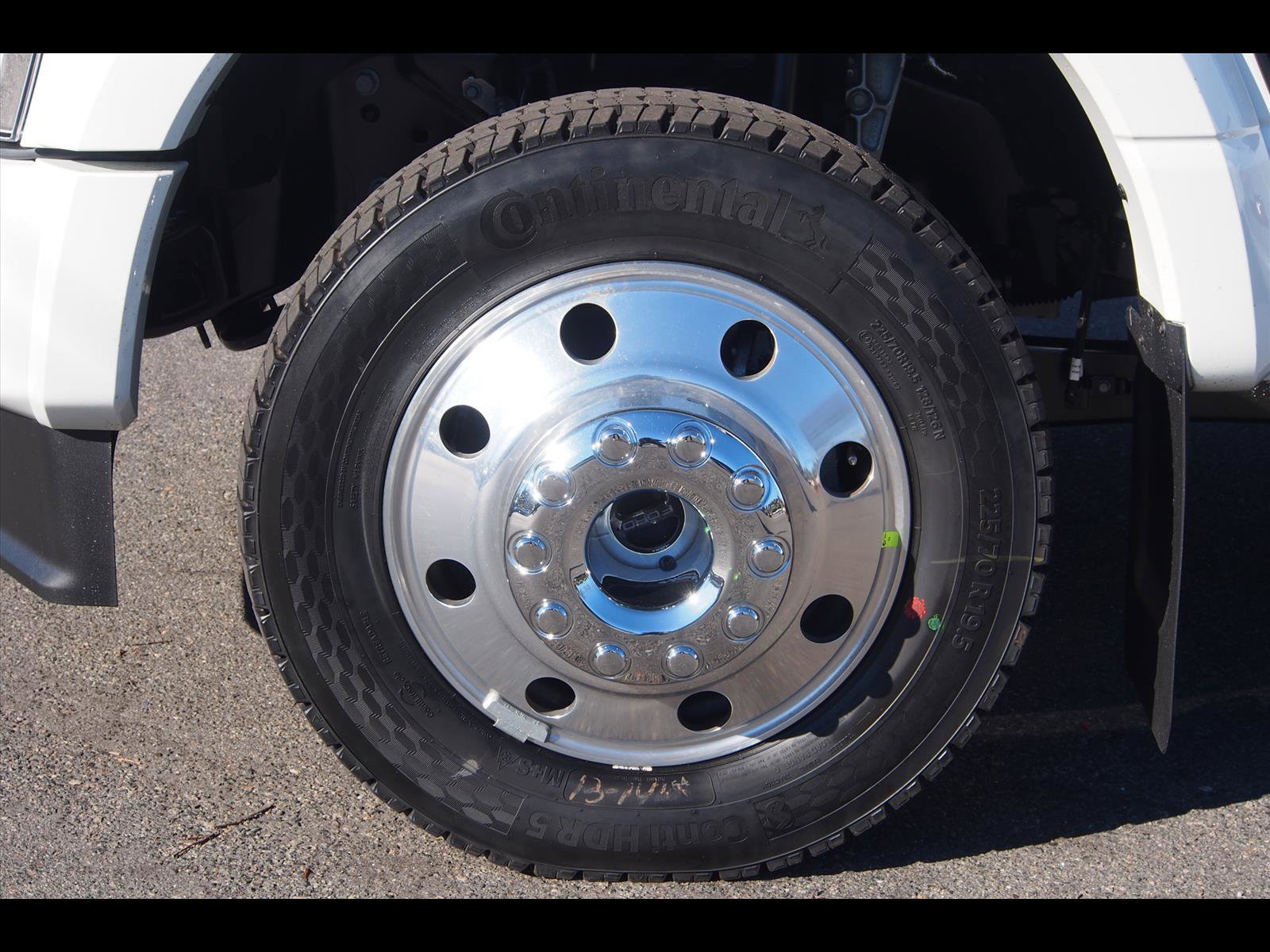 Used 2026 Ford F450 Platinum w/ Platinum Plus Package image 11