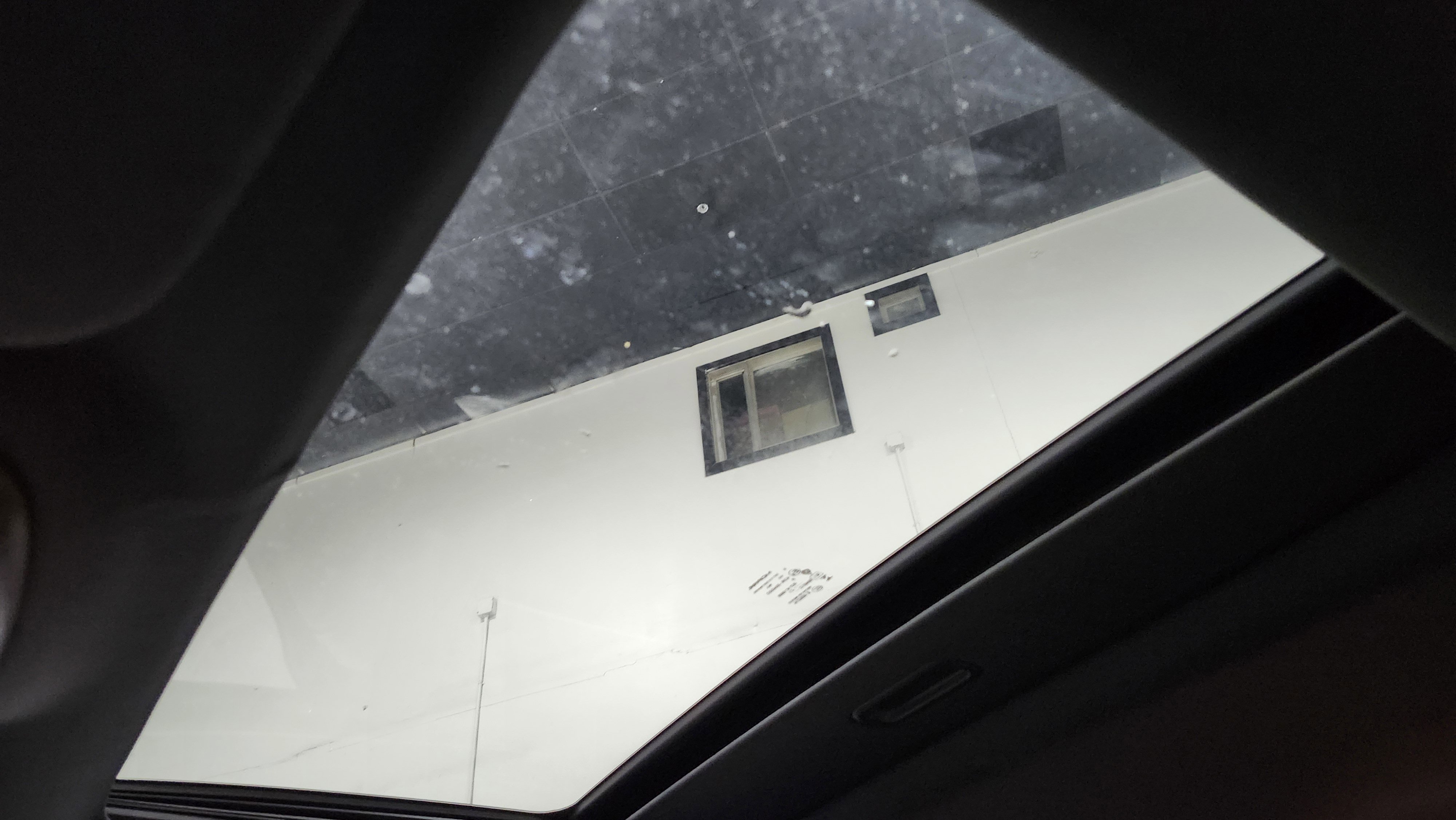 Used 2021 Jeep Grand Cherokee Limited w/ Premium Lighting Group image 2