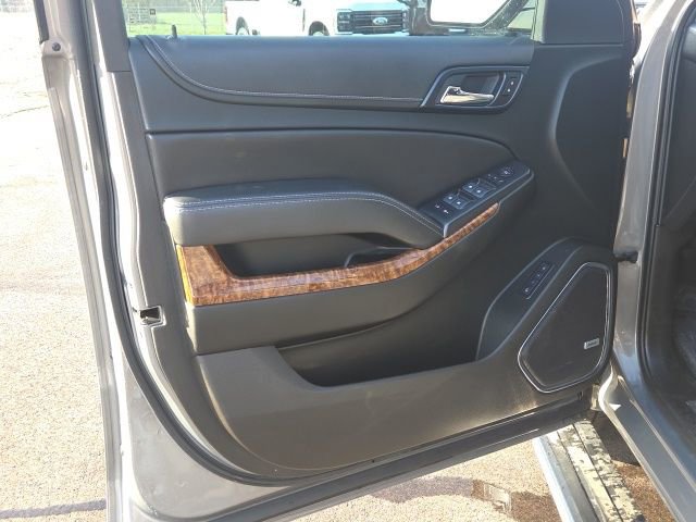 Used 2018 Chevrolet Suburban Premier image 30