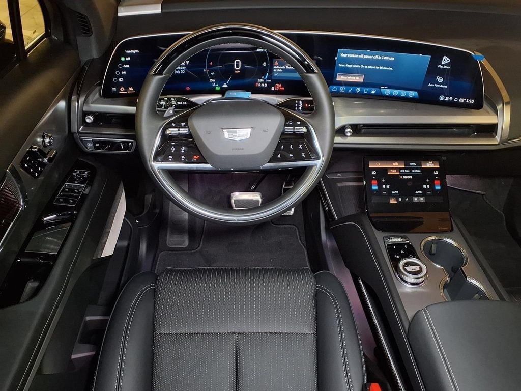 New 2027 Cadillac Vistiq Sport AWD/4WD image 14
