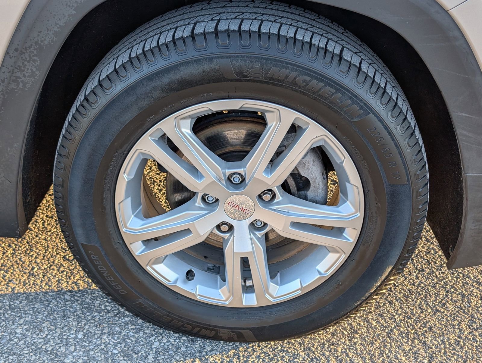 Used 2020 GMC Terrain SLE w/ Driver Convenience Package image 11