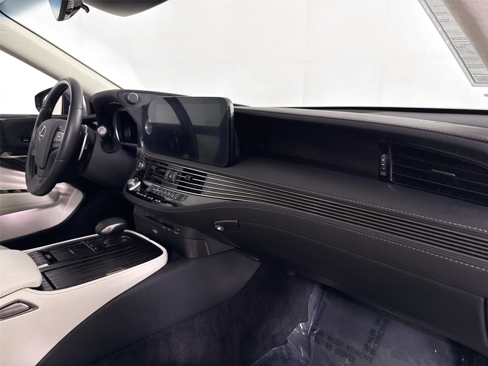 Used 2022 Lexus LS 500 RWD image 45