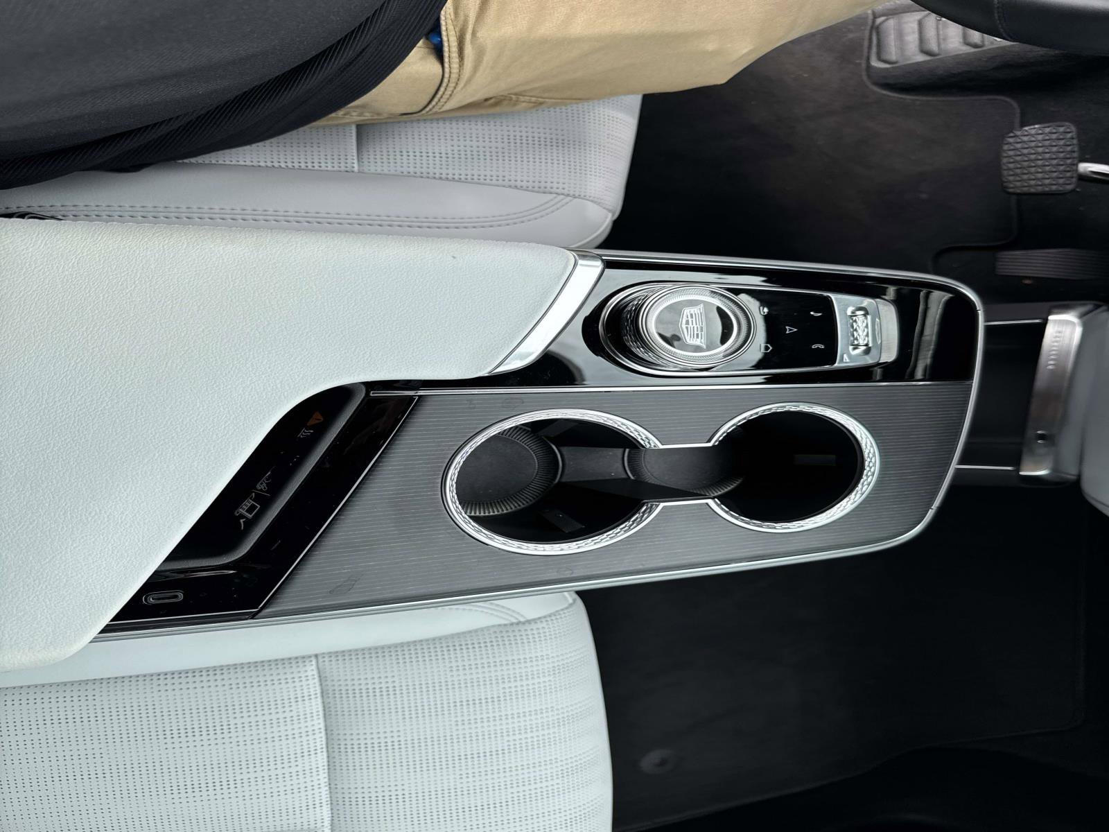 New 2025 Cadillac Lyriq Sport image 26