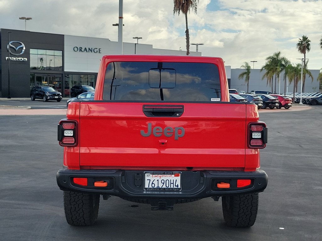 Used 2025 Jeep Gladiator Mojave AWD/4WD image 25