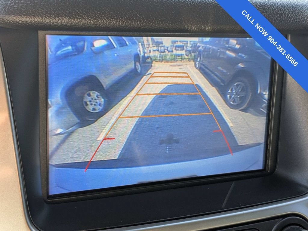 Used 2017 Chevrolet Suburban LT RWD image 23
