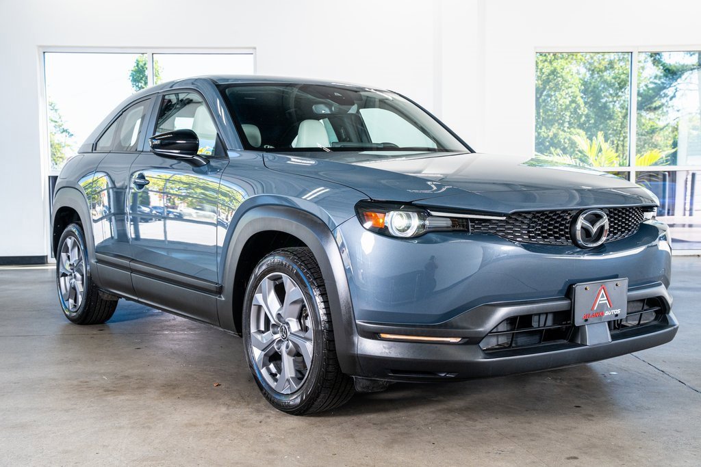 Used 2022 MAZDA MX-30 Electric w/ Premium Package image 4