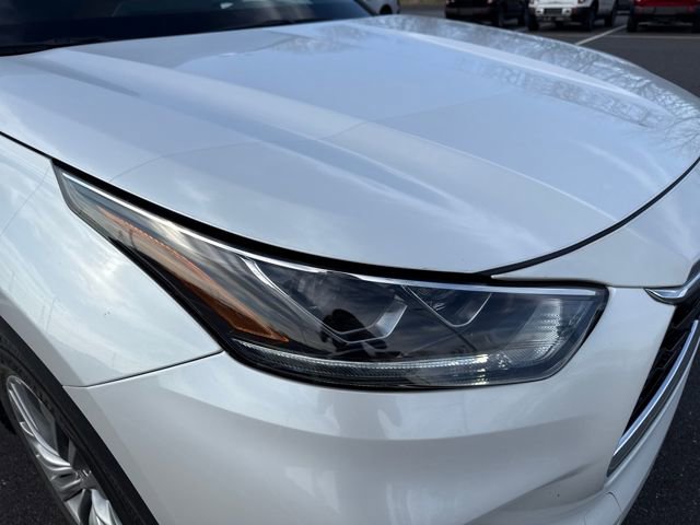 Used 2023 Toyota Highlander Platinum image 12