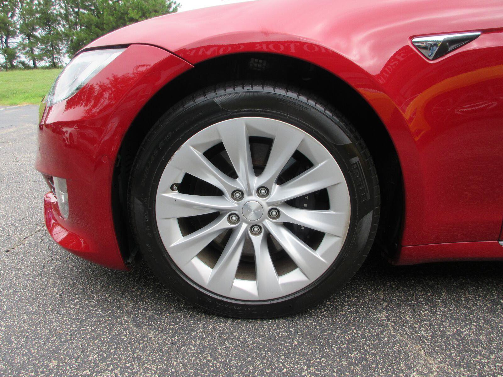 Used 2020 Tesla Model S Long Range Plus AWD/4WD image 22