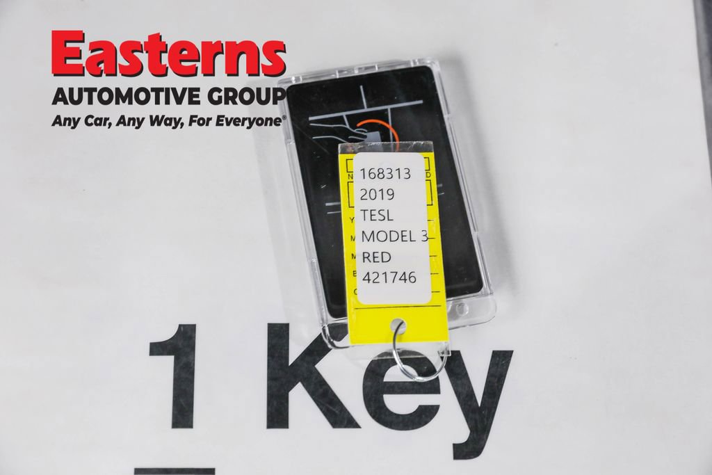 Used 2019 Tesla Model 3 Performance image 22