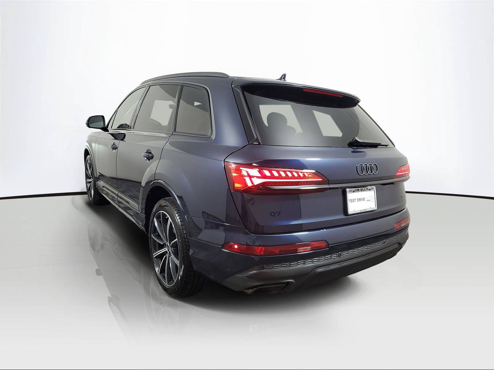 New 2026 Audi Q7 2.0T Premium Plus AWD/4WD image 4