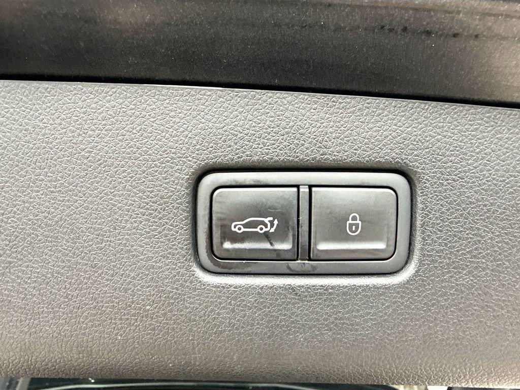 Used 2024 Genesis GV70 2.5T w/ Advanced Package AWD/4WD image 31