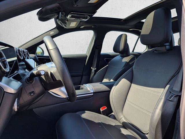 Certified 2026 Mercedes-Benz C 300 4MATIC Sedan image 17