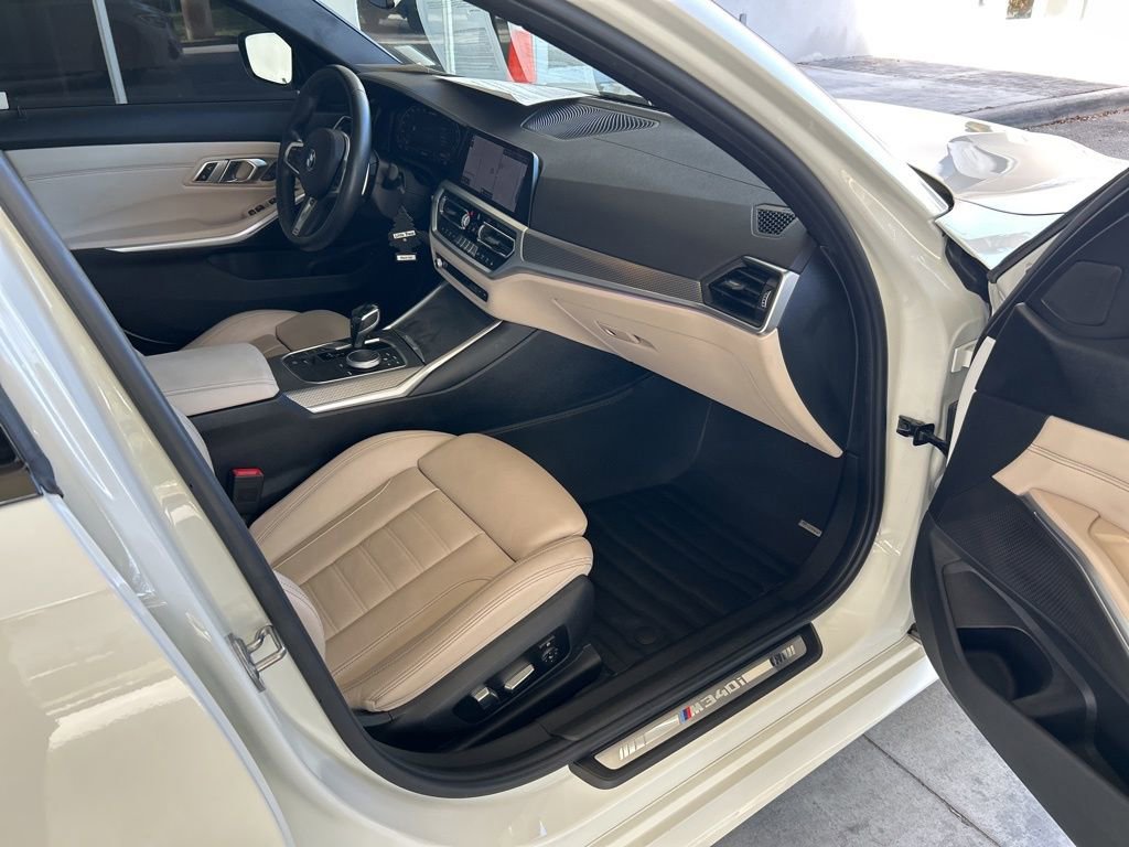 Used 2020 BMW M340i xDrive image 27
