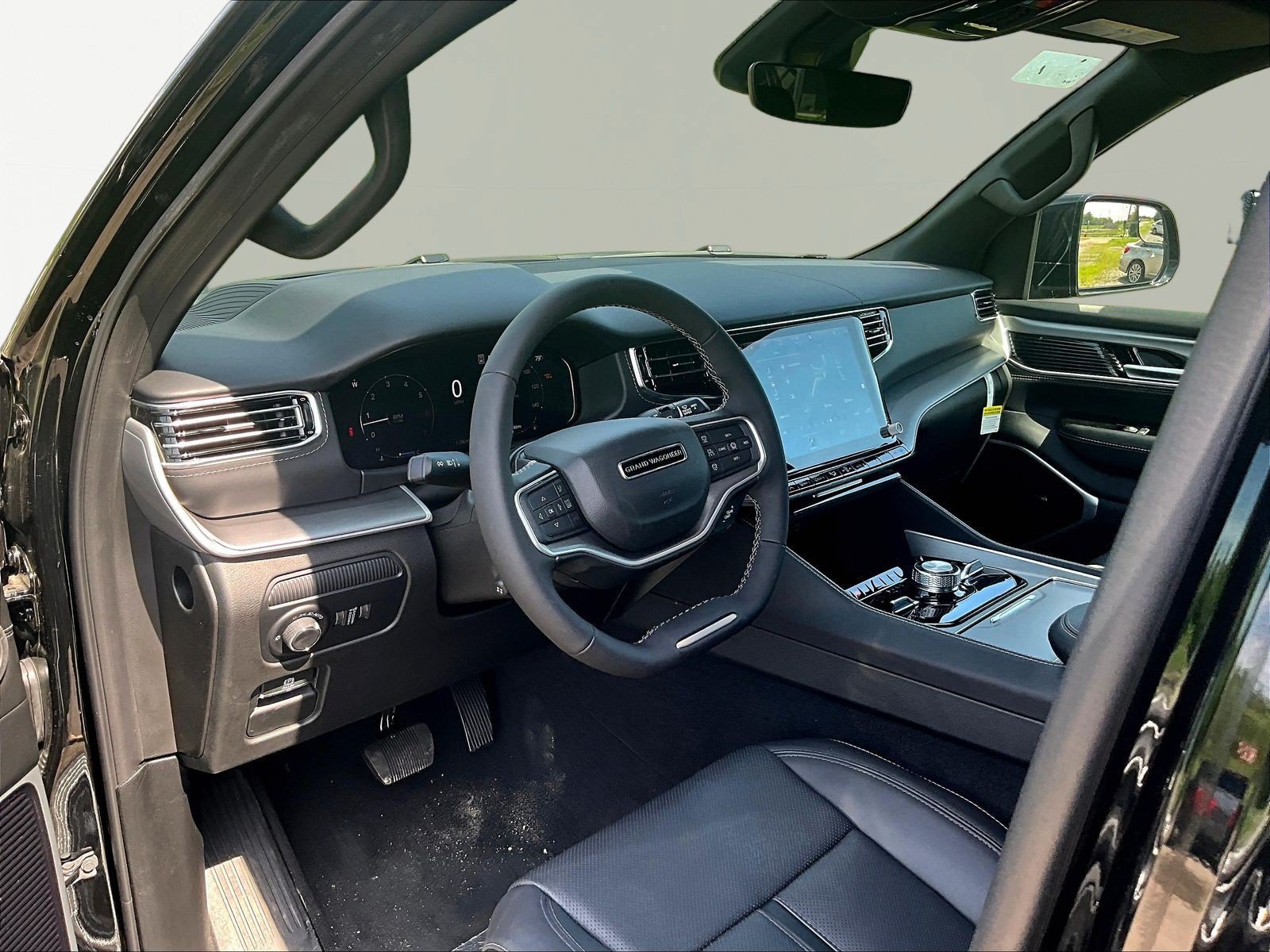New 2026 Jeep Grand Wagoneer L Limited AWD/4WD image 15