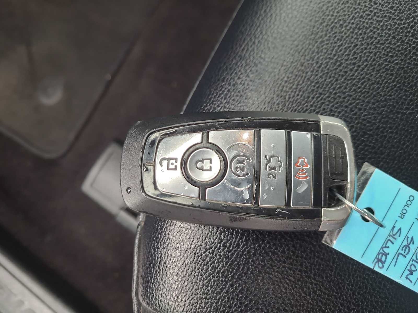 Used 2020 Ford Fusion SEL FWD image 28