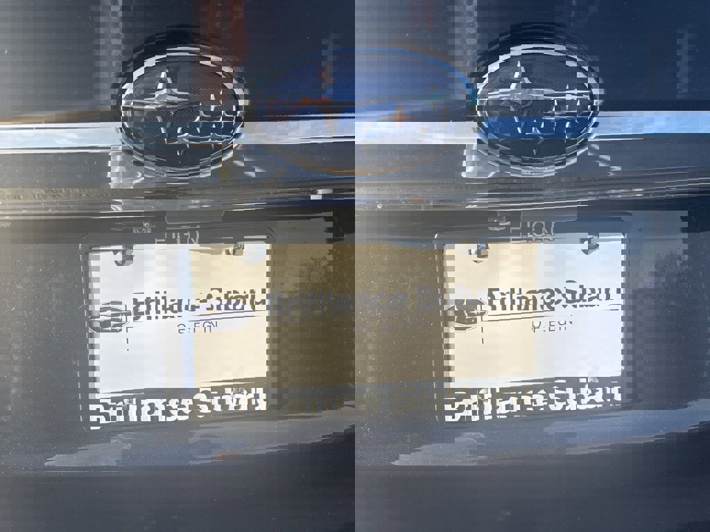 New 2025 Subaru Ascent Limited image 9