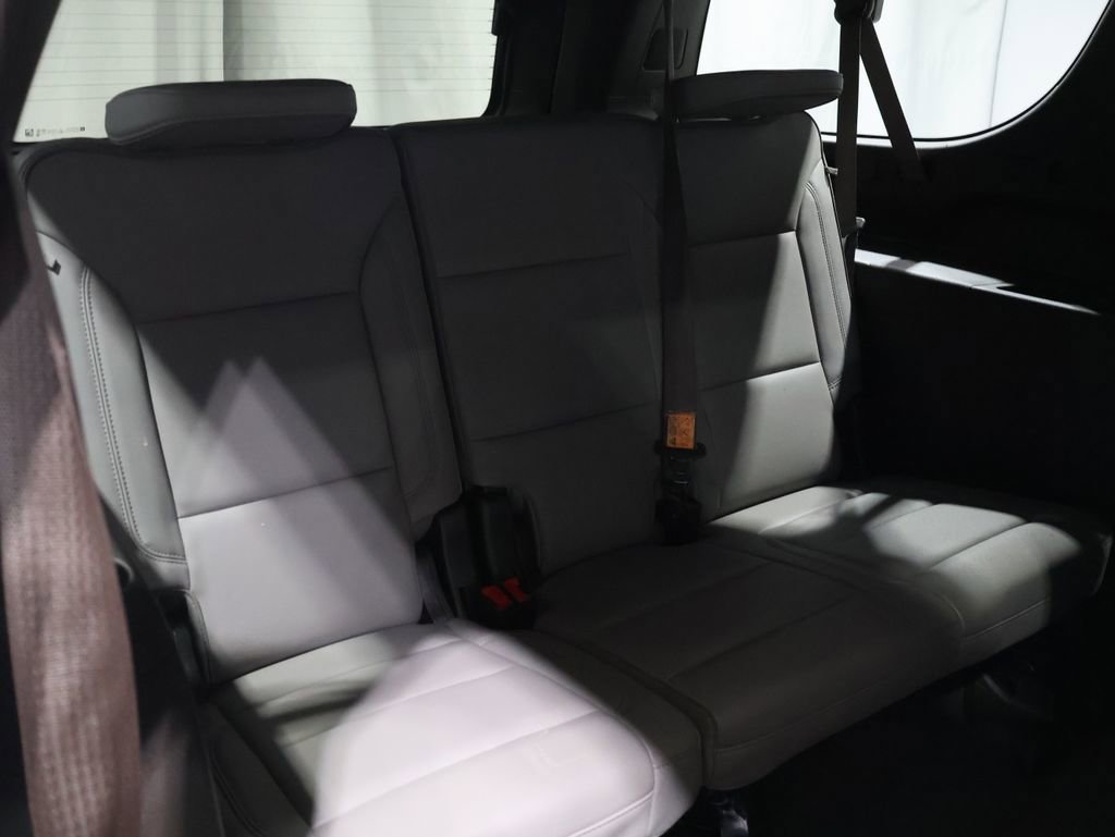 Used 2024 GMC Yukon XL SLT image 24