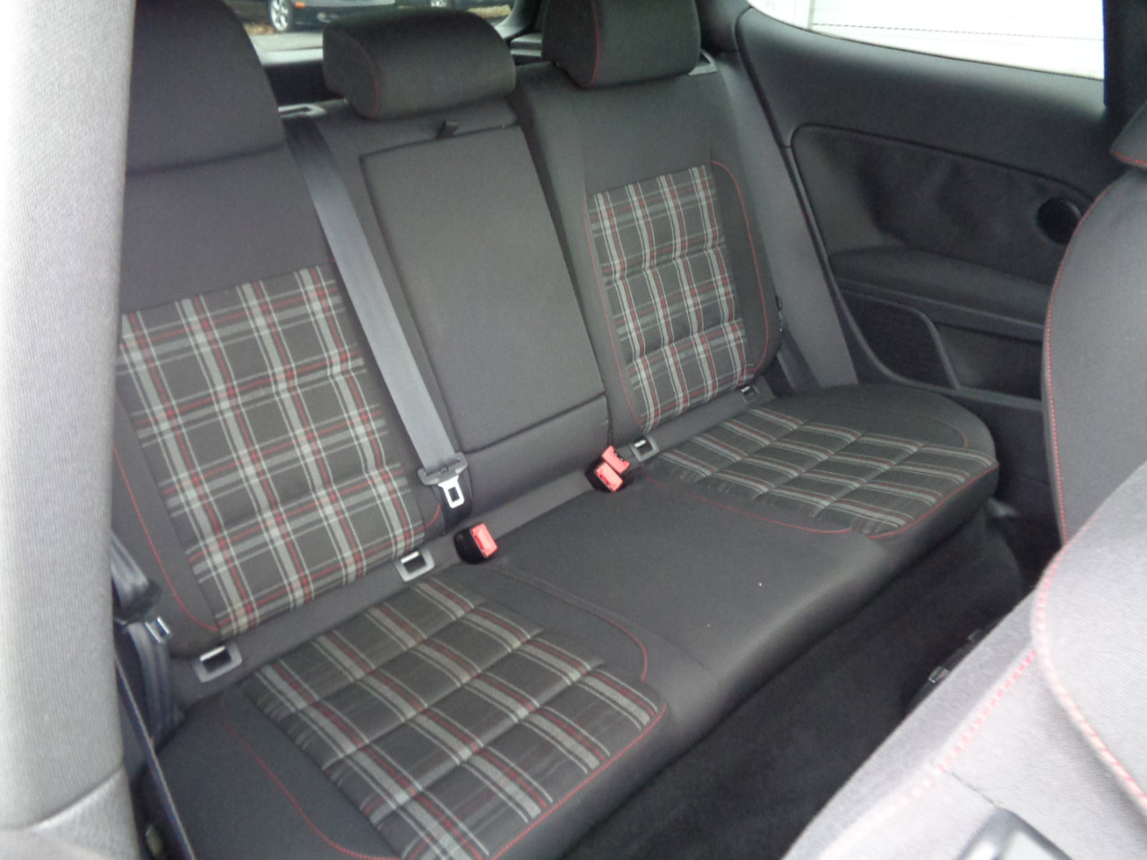 Used 2012 Volkswagen GTI 2-Door image 8