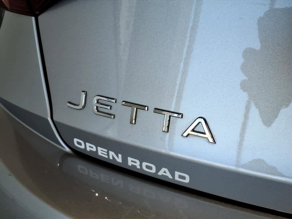 Used 2023 Volkswagen Jetta SE image 16