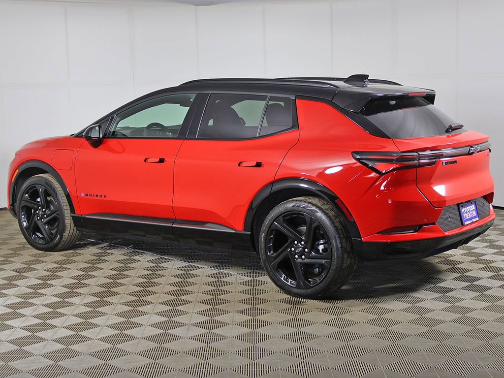 Used 2024 Chevrolet Equinox EV RS image 9