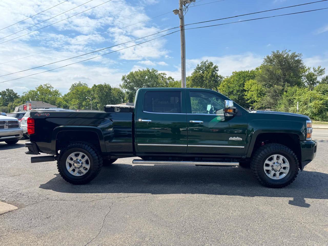 Used 2015 Chevrolet Silverado 2500 High Country w/ Duramax Plus Package AWD/4WD image 6
