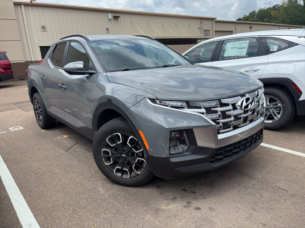 Certified 2024 Hyundai Santa Cruz SEL w/ Activity Package FWD image 2