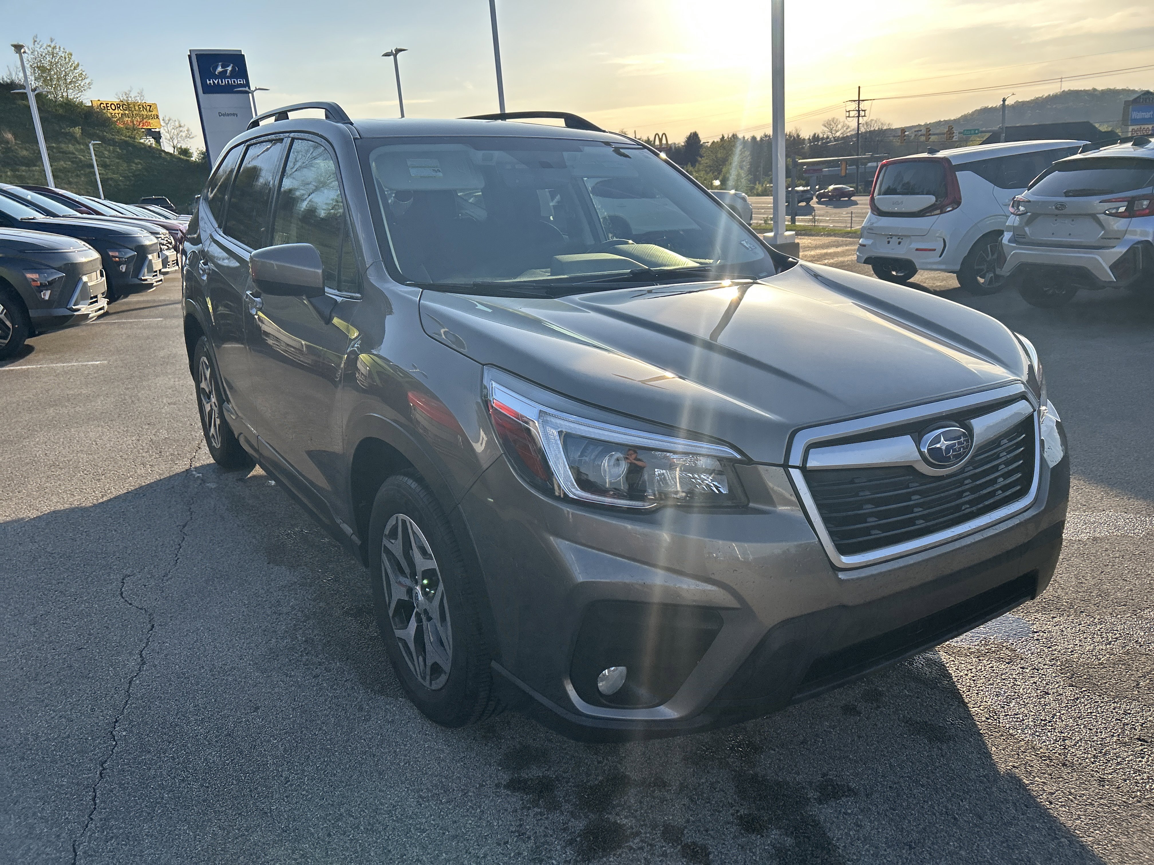 Used 2021 Subaru Forester Premium w/ Popular Package #1 AWD/4WD image 1