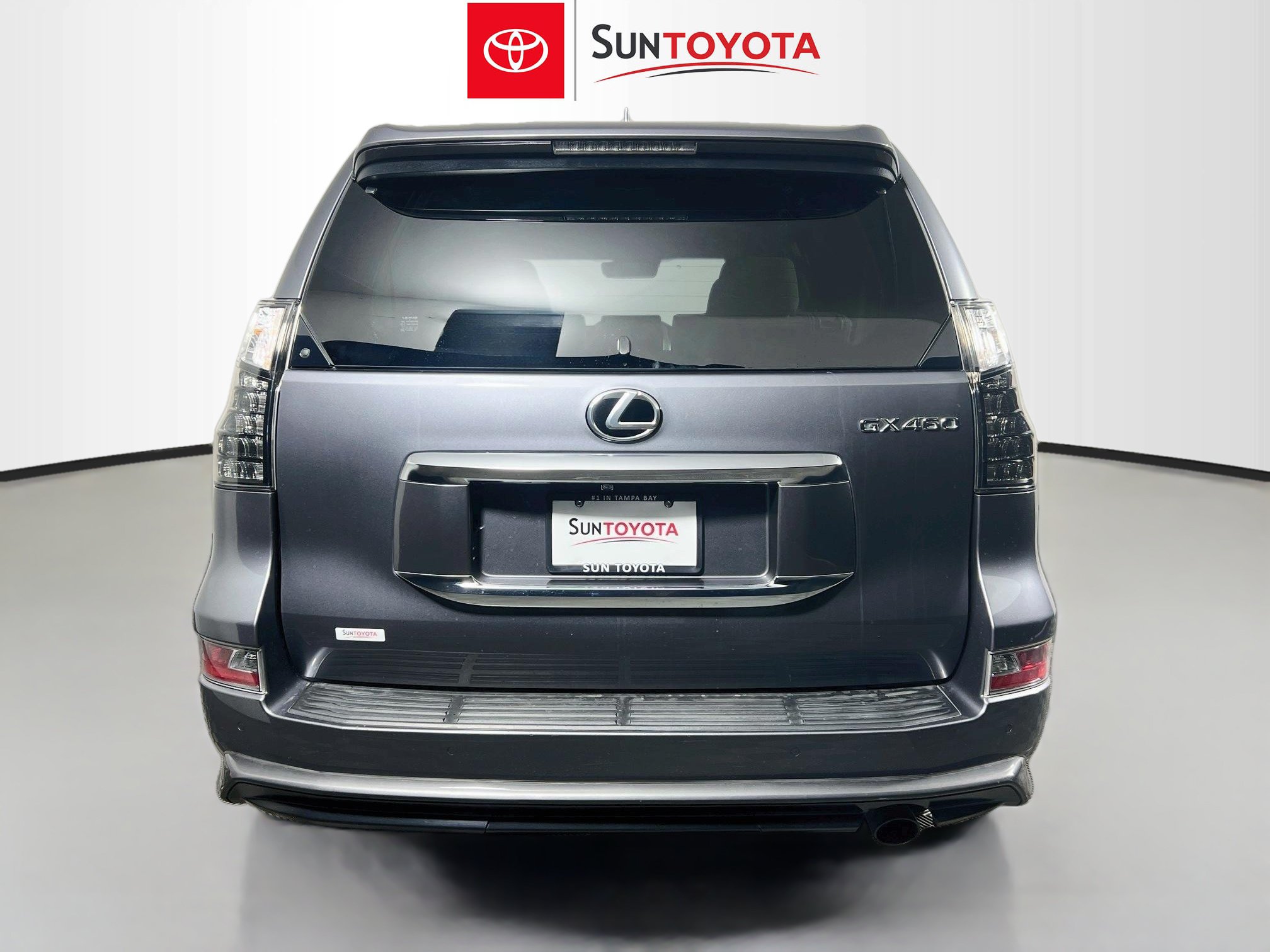 Used 2023 Lexus GX 460 Premium w/ Accessory Package AWD/4WD image 5