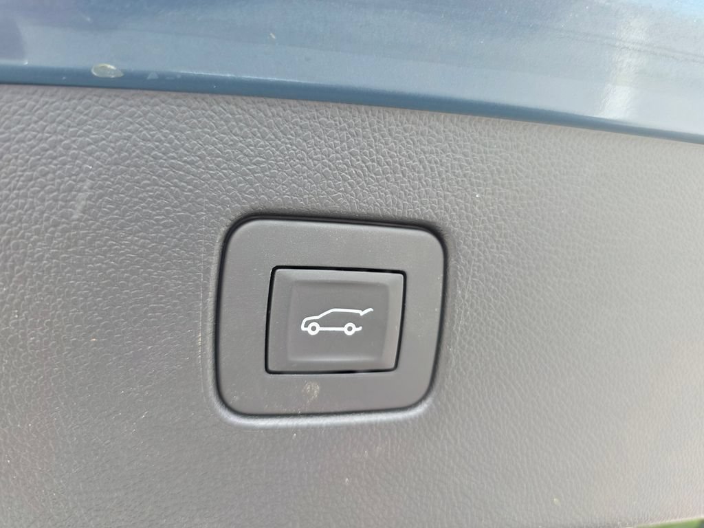 Used 2025 Buick Envista Avenir FWD image 34