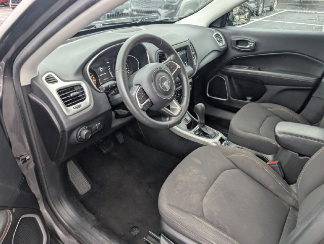 Used 2019 Jeep Compass Sport w/ Tech Group AWD/4WD image 12