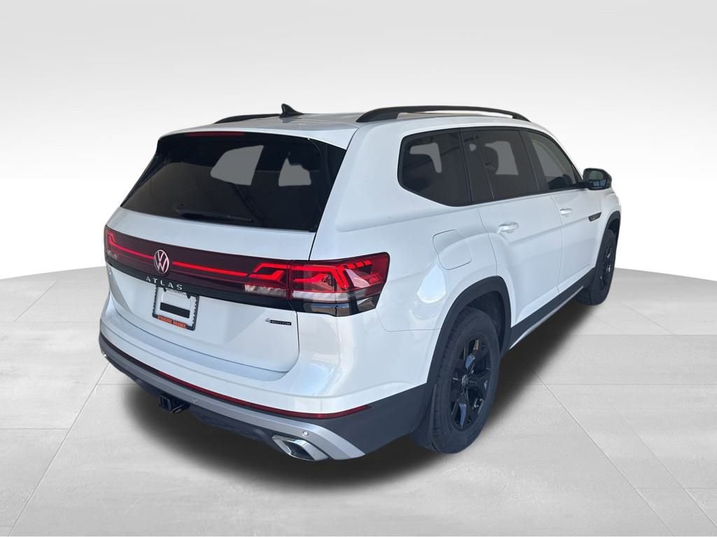 New 2026 Volkswagen Atlas Peak Edition image 5
