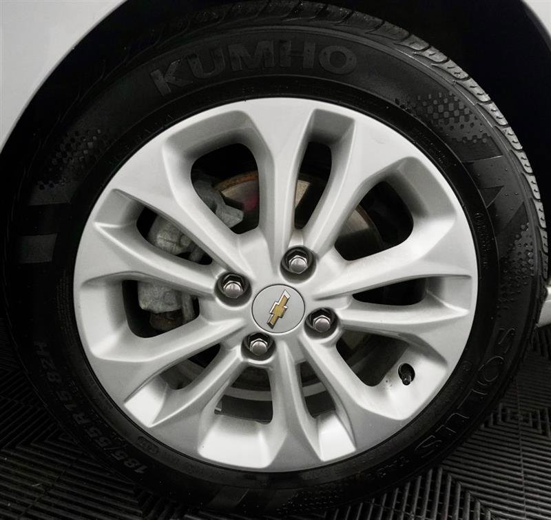 Used 2020 Chevrolet Spark LT image 3