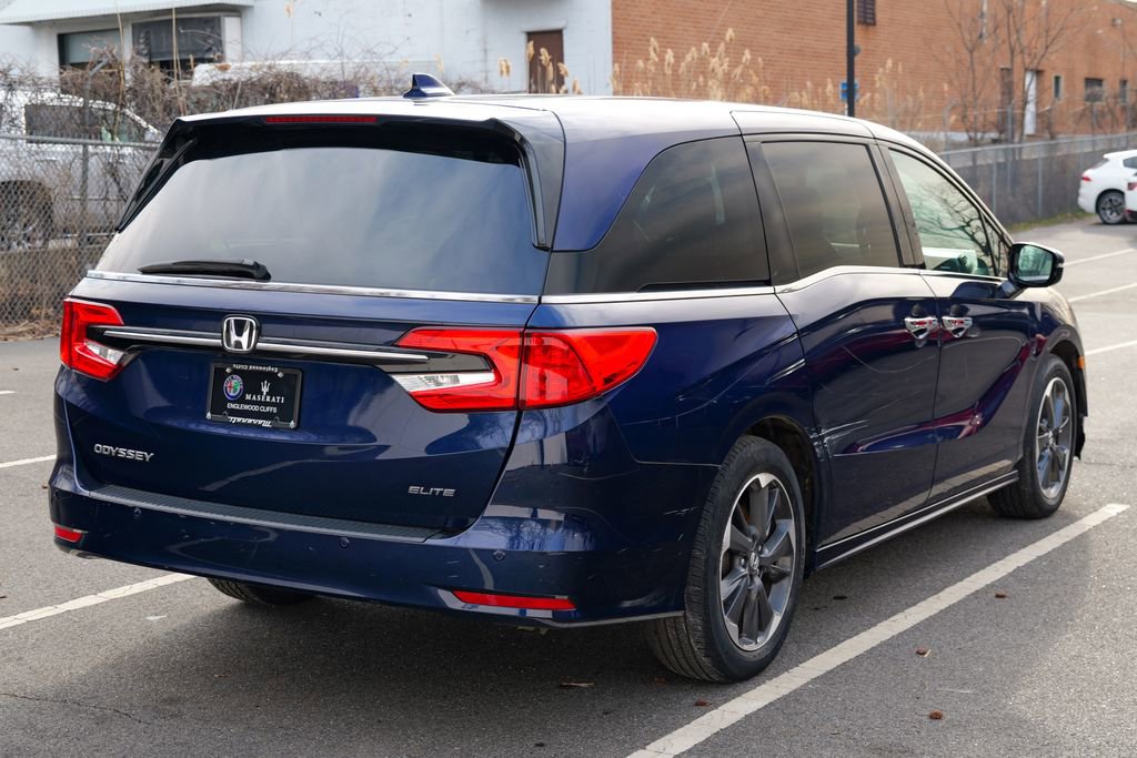 Used 2024 Honda Odyssey Elite image 7