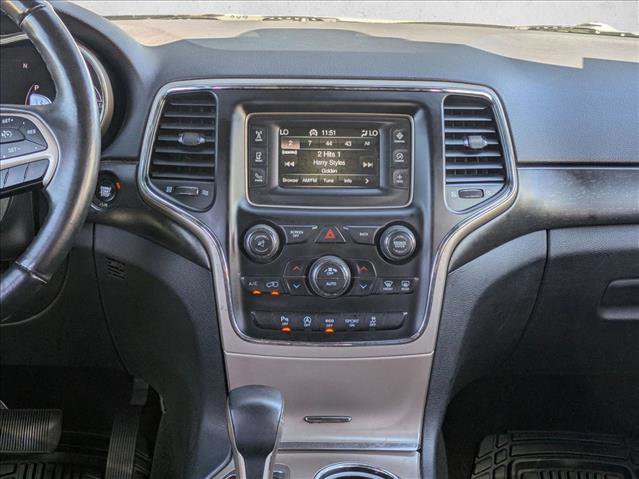 Used 2017 Jeep Grand Cherokee Laredo w/ Quick Order Package 23E image 14