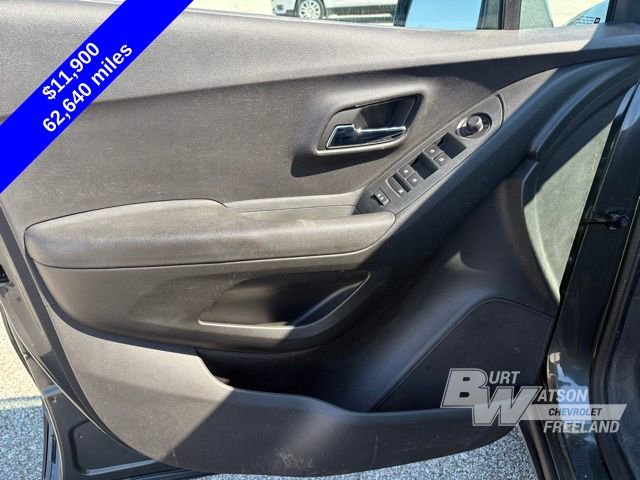 Used 2019 Chevrolet Trax LS image 12