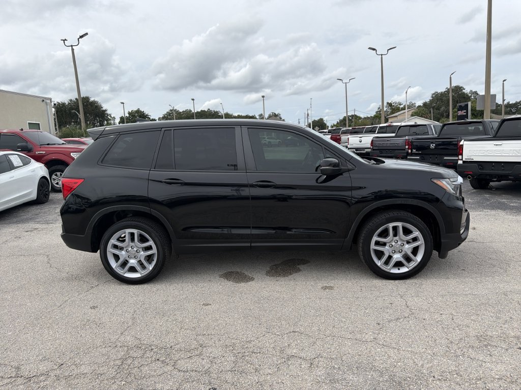 Used 2024 Honda Passport EX-L image 3