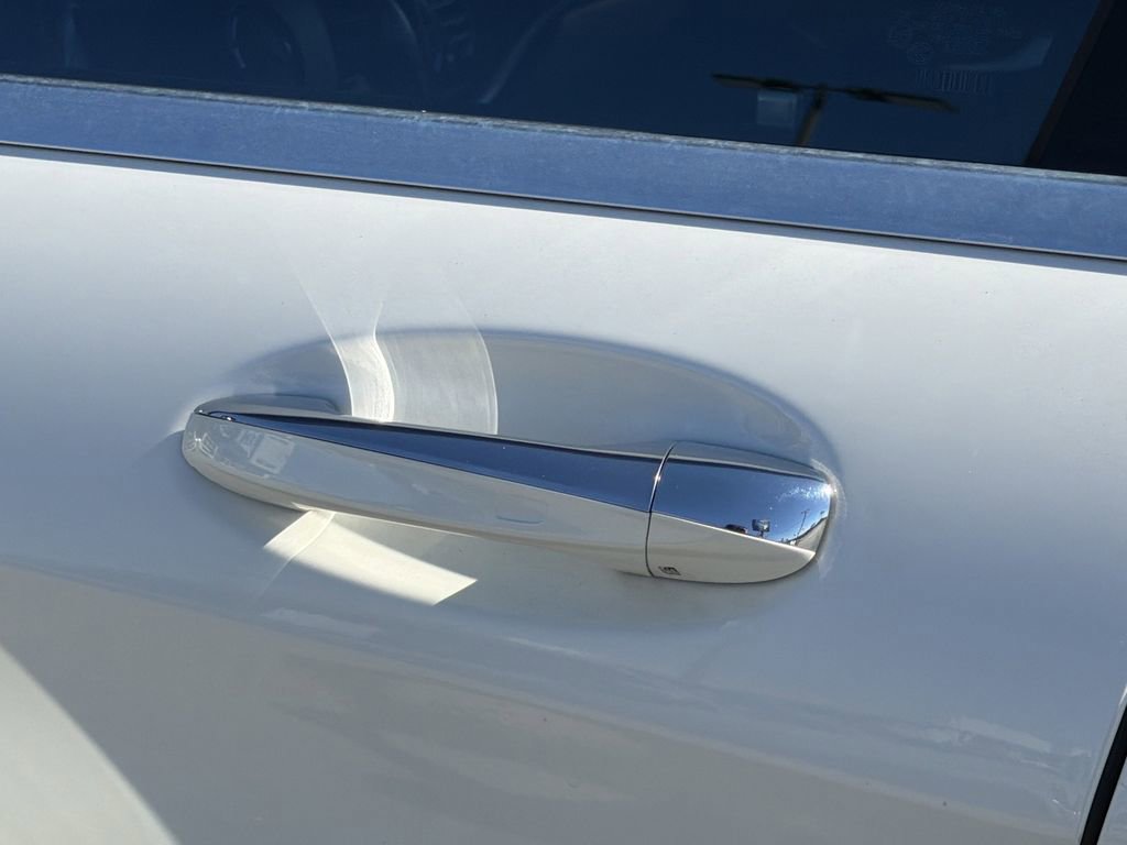 Used 2016 Mercedes-Benz S 550 4MATIC Sedan image 34