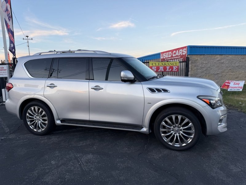 Used 2016 INFINITI QX80 Luxe w/ 22" Wheel Package image 6