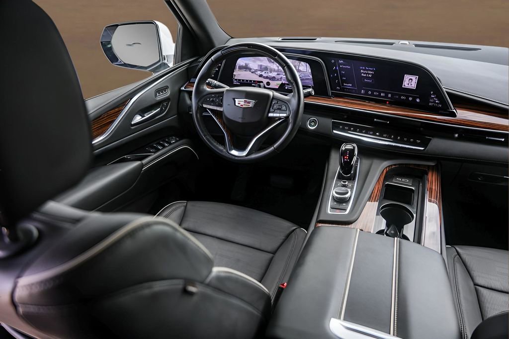 Certified 2023 Cadillac Escalade Premium Luxury image 29