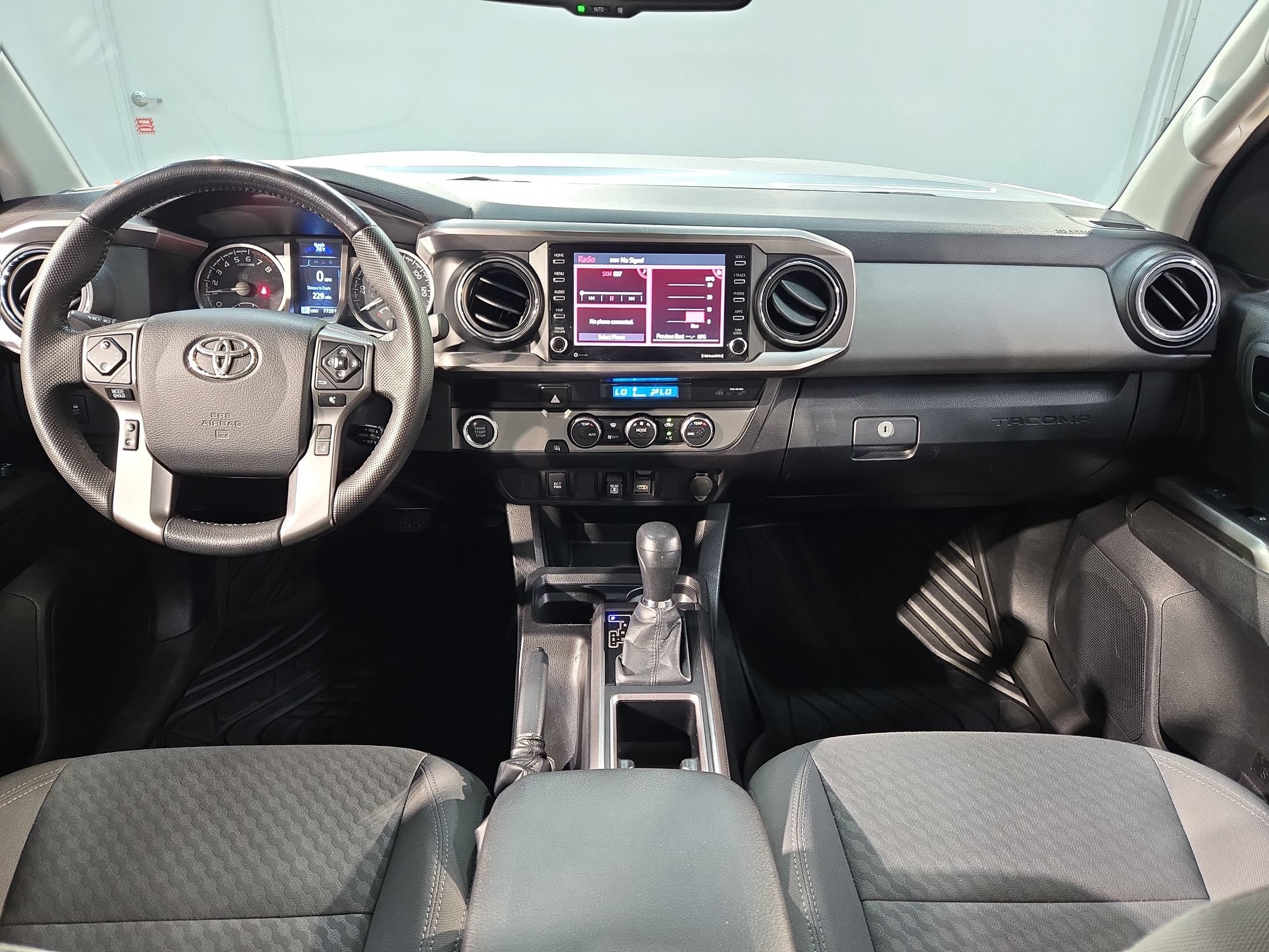 Used 2023 Toyota Tacoma SR5 RWD image 10