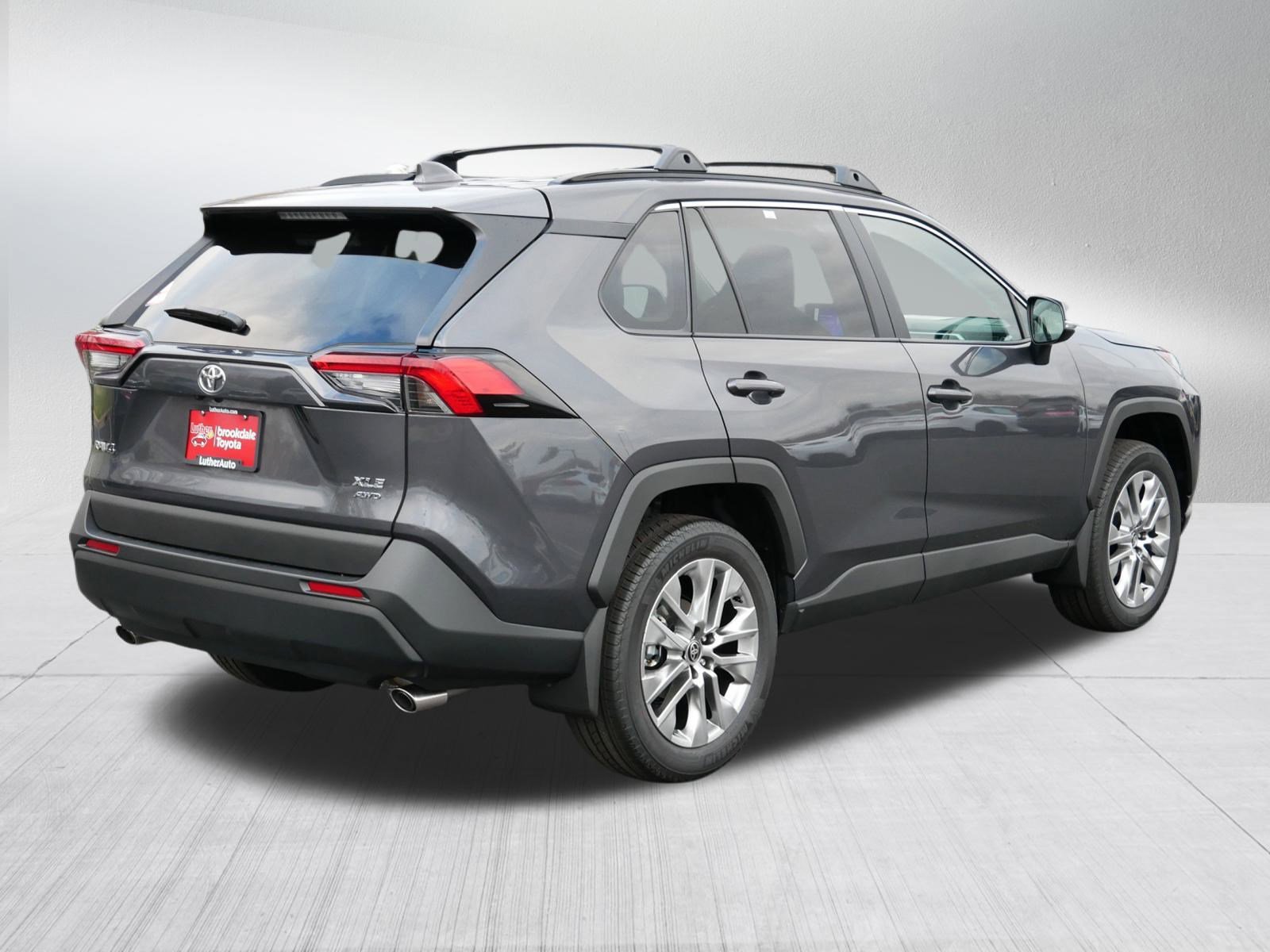 Certified 2025 Toyota RAV4 XLE Premium image 7